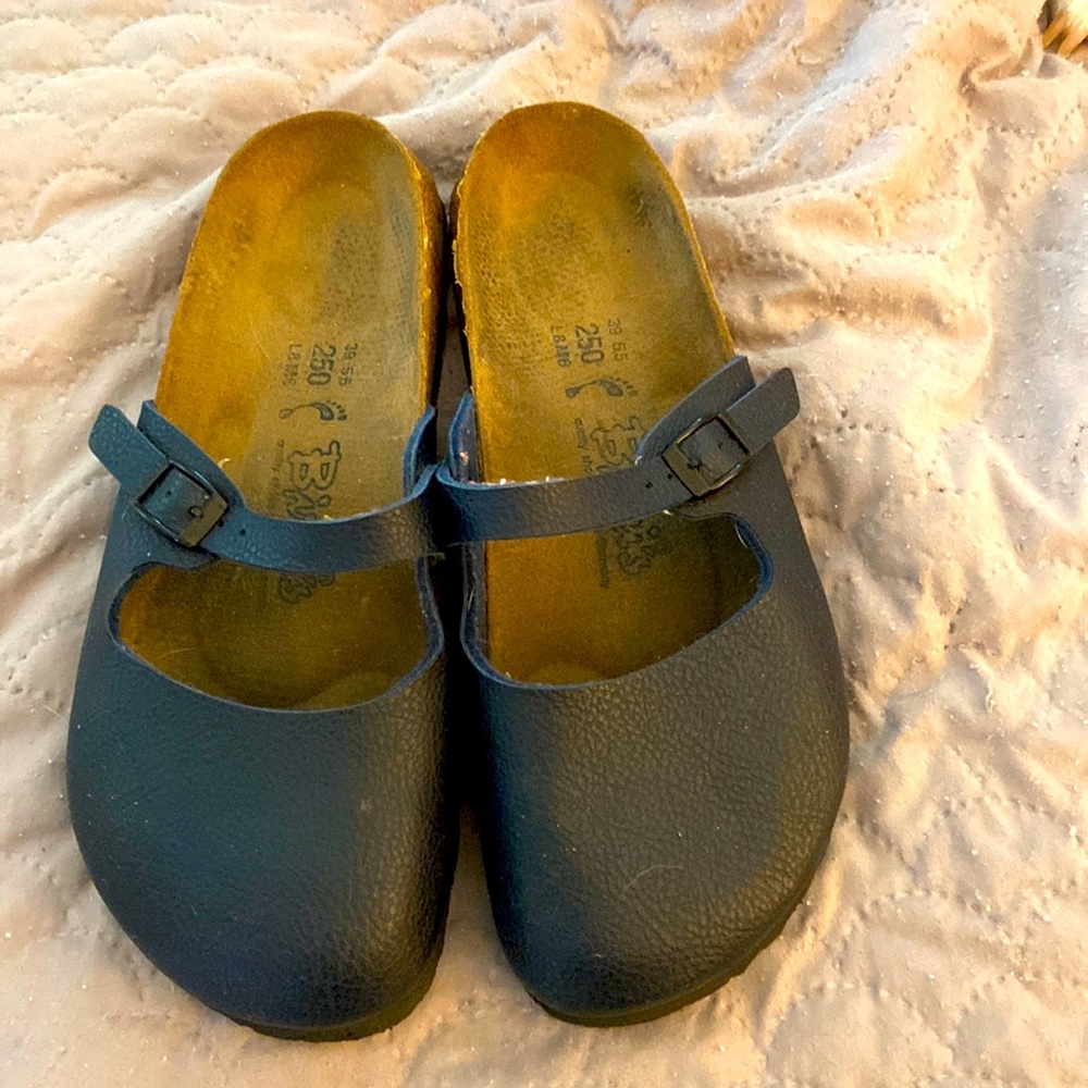 Woman’s Navy Blue Birkis Mules Like New 39